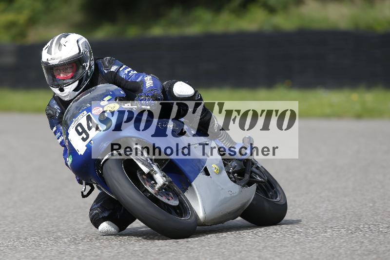 /53 16.09.2025 Track Day Domi Aegerter ADR/Gruppe gruen/94